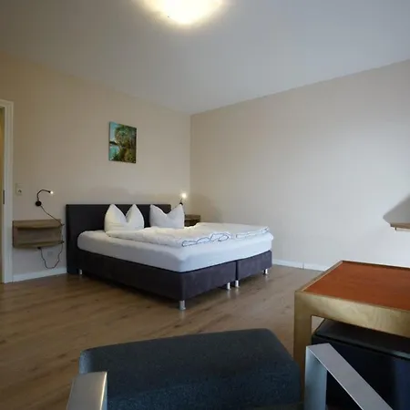 Seekiste Seeufervilla Flessenow